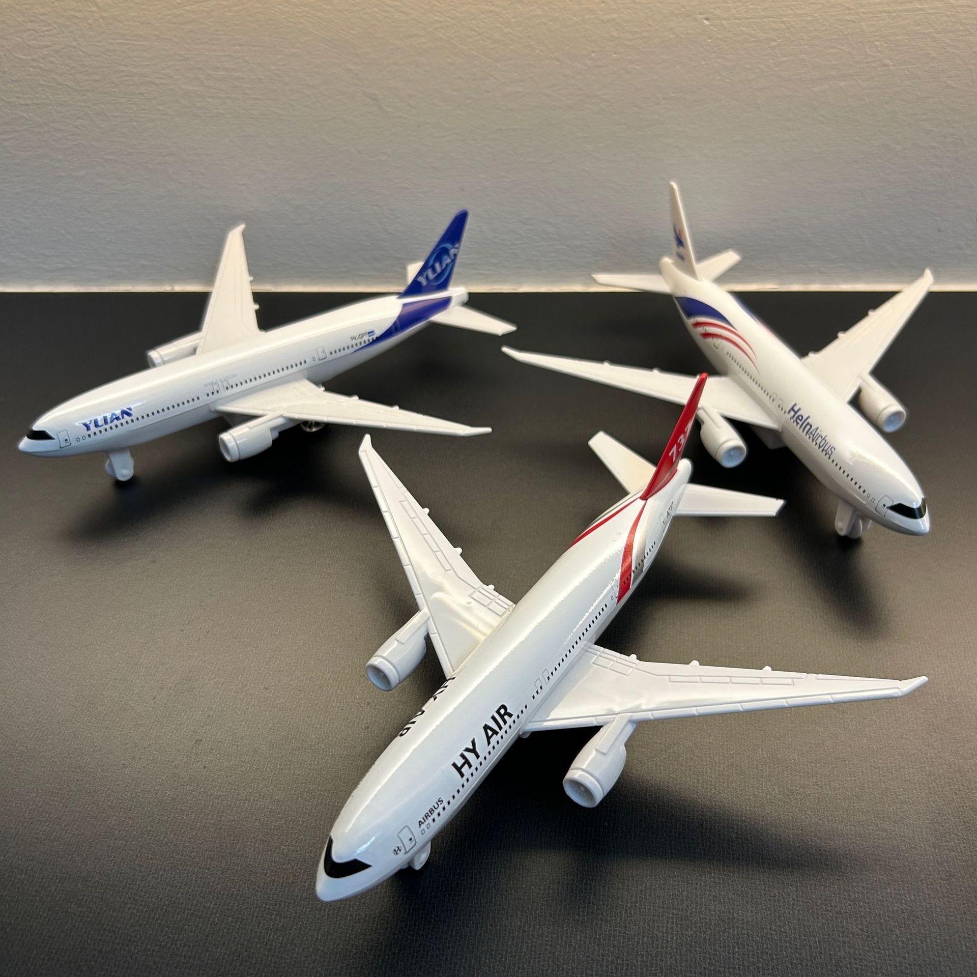 Modèle d'avion miniature en al - Model Airplane Plastic avis et prix